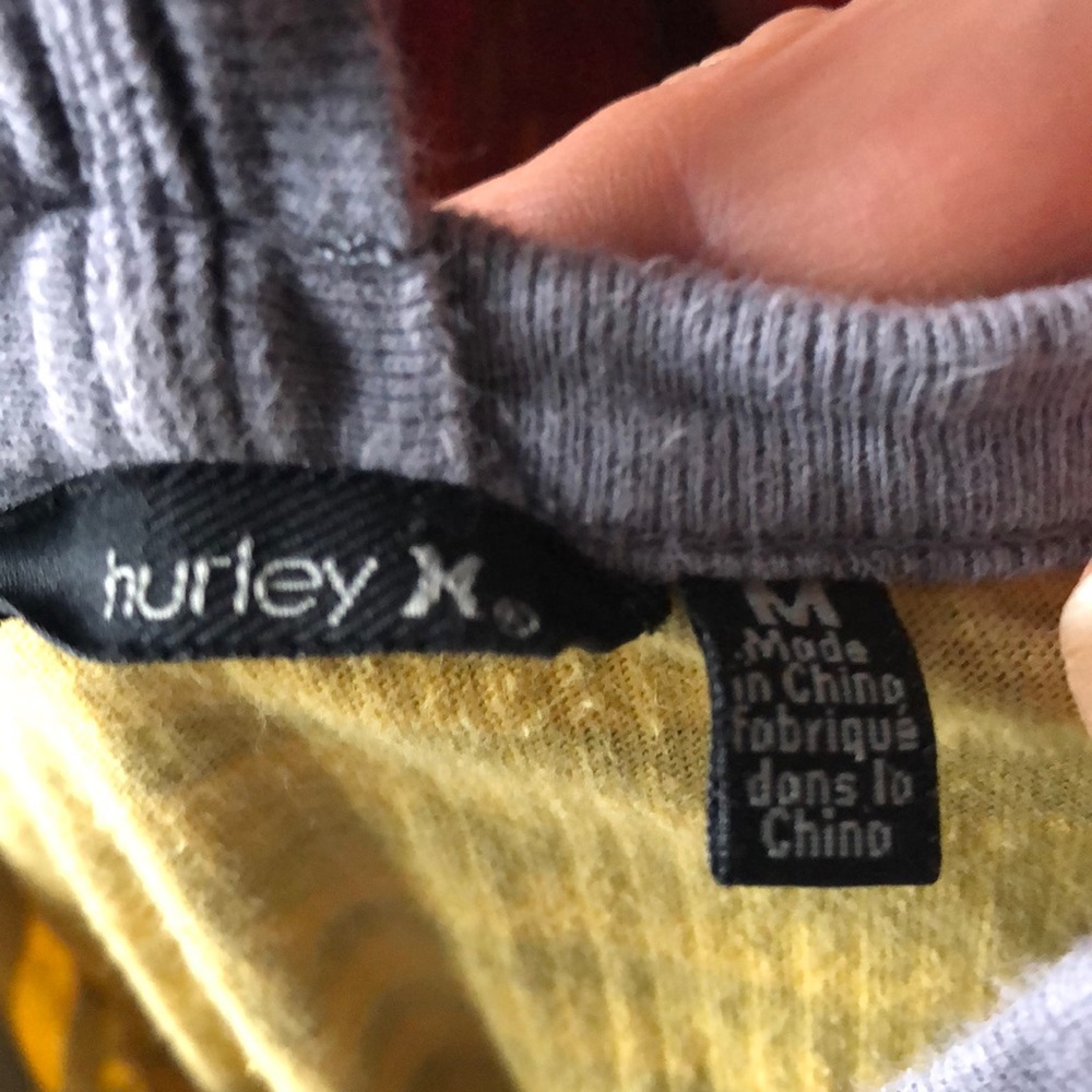 HURLEY RACER BACK - Picture 4 of 5